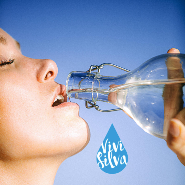 Bere acqua ti rende bella!